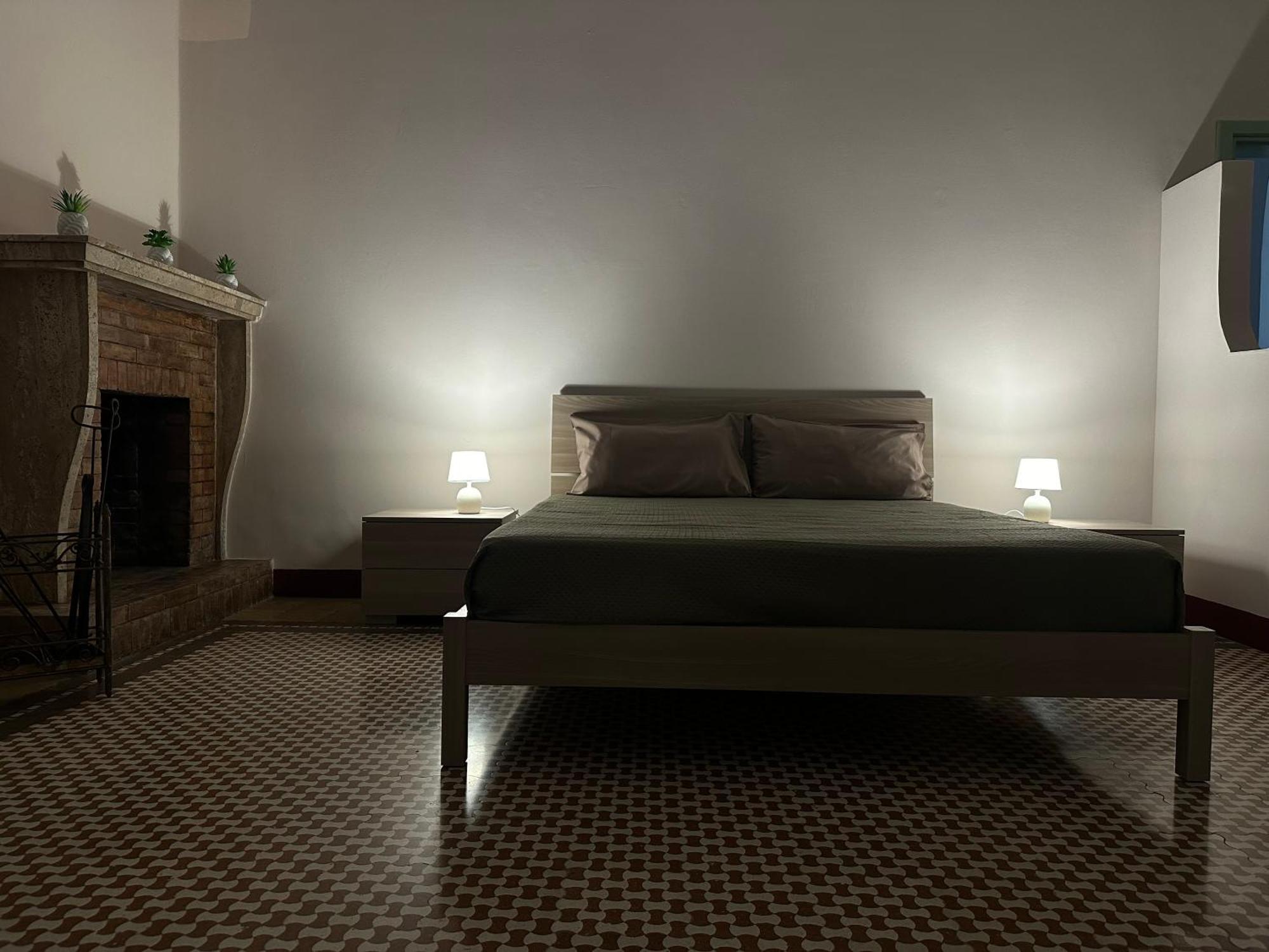 Palazzo Dei Pavoni Apartment Brindisi Exterior foto