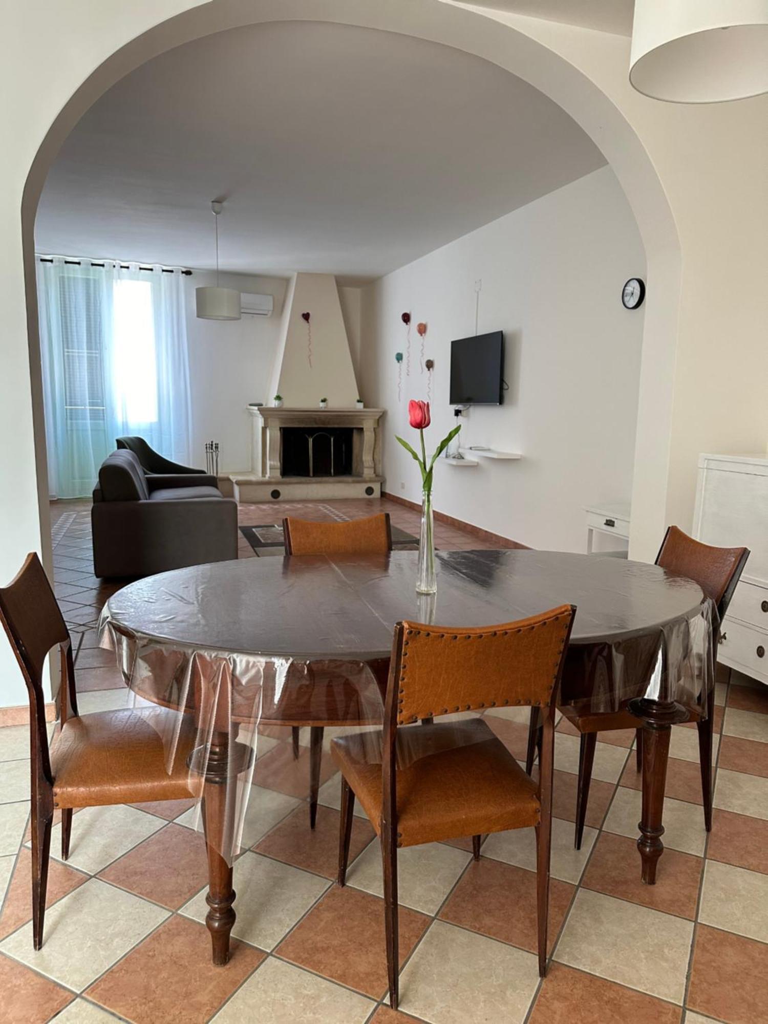 Palazzo Dei Pavoni Apartment Brindisi Exterior foto